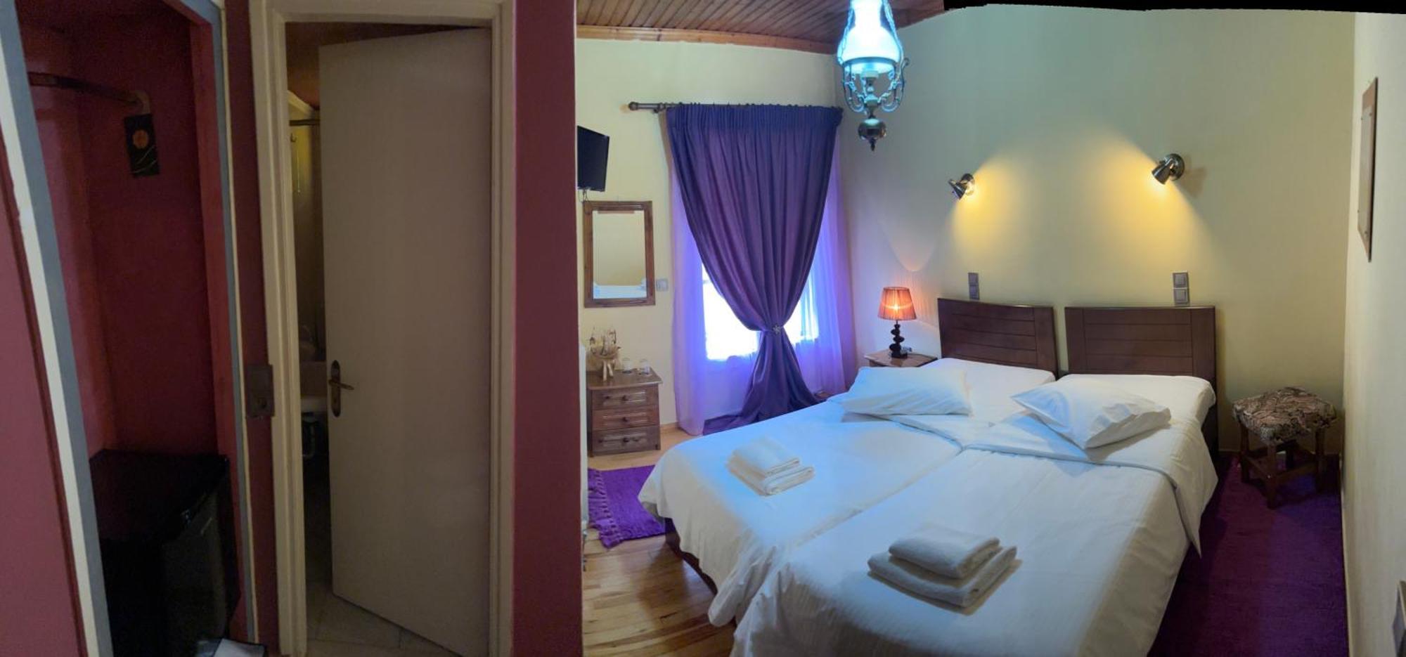 Guesthouse Sinoi Vitina Bagian luar foto
