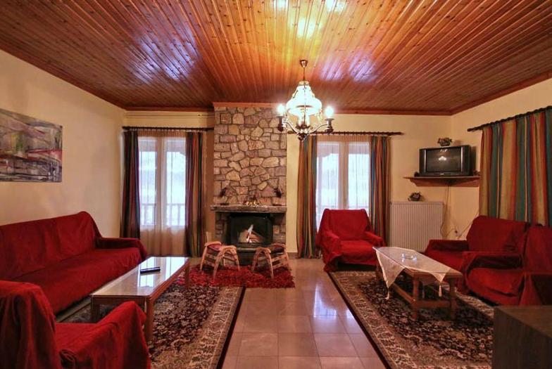 Guesthouse Sinoi Vitina Bagian luar foto